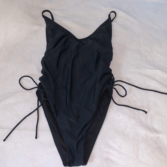 • Little Black One-Piece Bathing-suit • - Picture 1 of 4